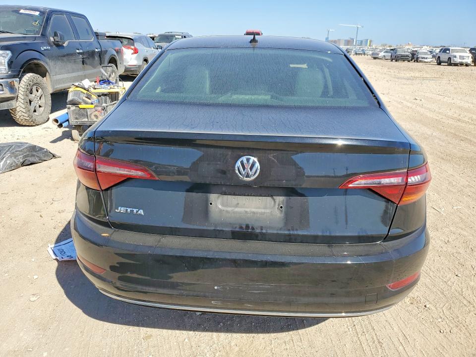 79729215 :رقم المزاد ، 3VWC57BU3KM176304 vin ، 2019 Volkswagen Jetta مزاد بيع