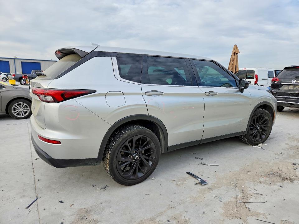 Продаж на аукціоні авто 2022 Mitsubishi Outlander, vin: JA4J4UA8XNZ070395, номер лоту: 47199026