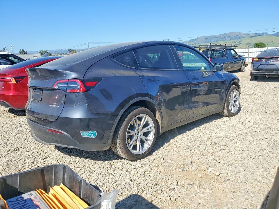2025 Tesla Model Y მანქანა იყიდება აუქციონზე, vin: 7SAYGDEE6SF282436, აუქციონის ნომერი: 46129316