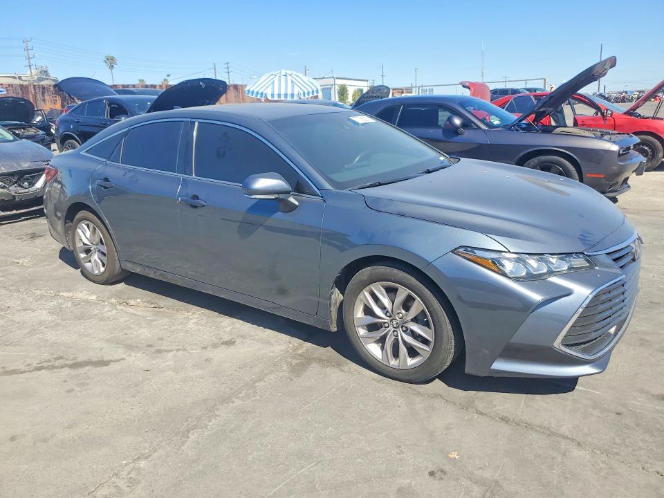 77768325 :رقم المزاد ، 4T1BZ1FBXKU002892 vin ، 2019 Toyota Avalon مزاد بيع