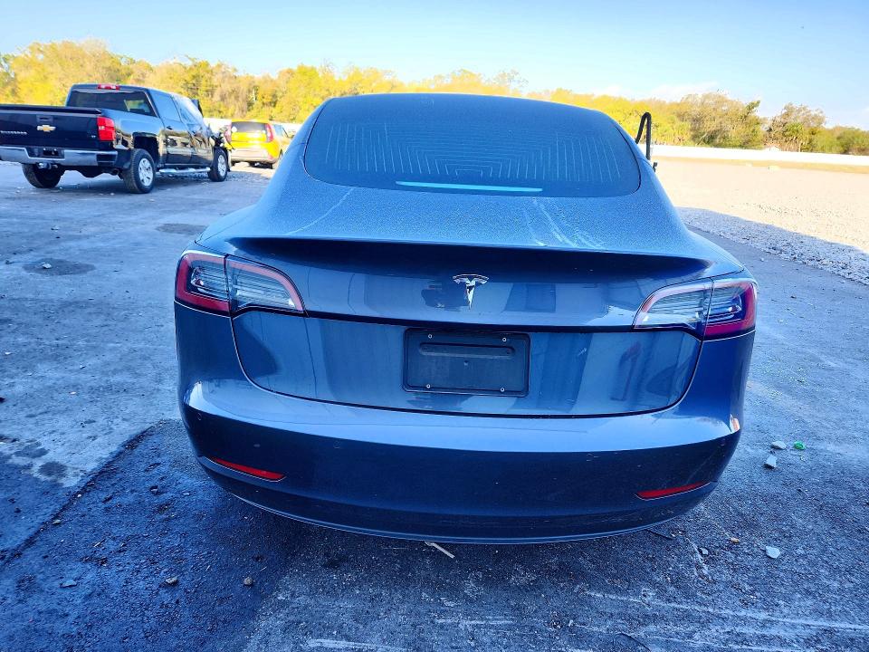 Продажа на аукционе авто 2019 Tesla Model 3, vin: 5YJ3E1EA5KF308095, номер лота: 79629975