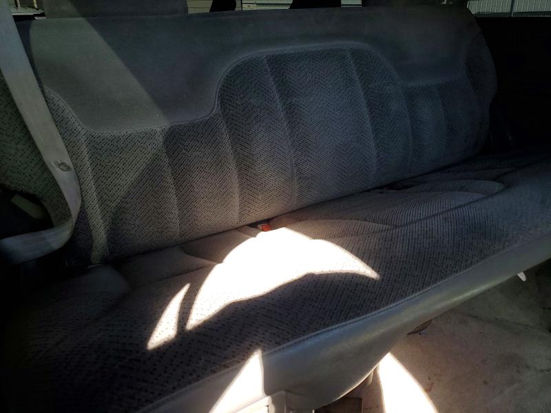 46901226 :رقم المزاد ، 3GNEK18K8SG112403 vin ، 1995 Chevrolet Tahoe مزاد بيع