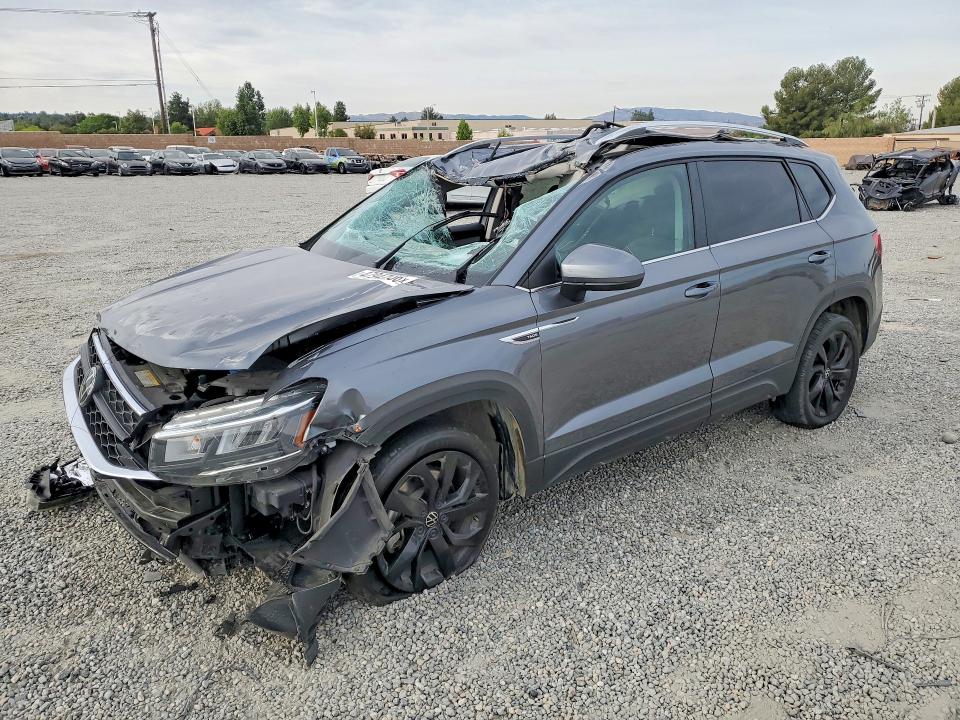 47947556 :رقم المزاد ، 3VVEX7B28RM055154 vin ، 2024 Volkswagen Taos مزاد بيع