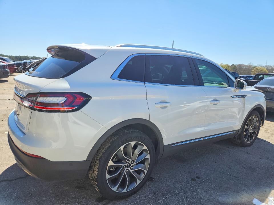 2023 Lincoln Nautilus მანქანა იყიდება აუქციონზე, vin: 2LMPJ8K97PBL29597, აუქციონის ნომერი: 45787426