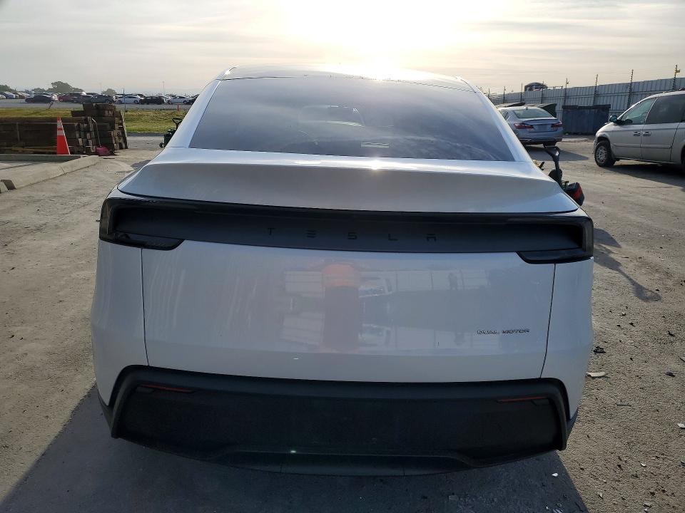 98991665 :رقم المزاد ، 7SAYGDEEXTF518068 vin ، 2026 Tesla Model Y مزاد بيع