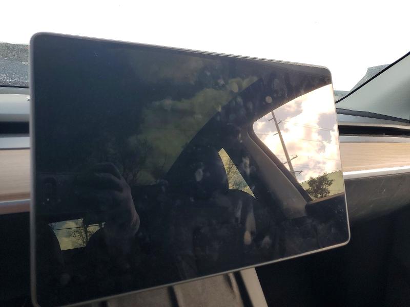 2025 Tesla Model Y მანქანა იყიდება აუქციონზე, vin: 7SAYGAEE2SF227884, აუქციონის ნომერი: 79630605