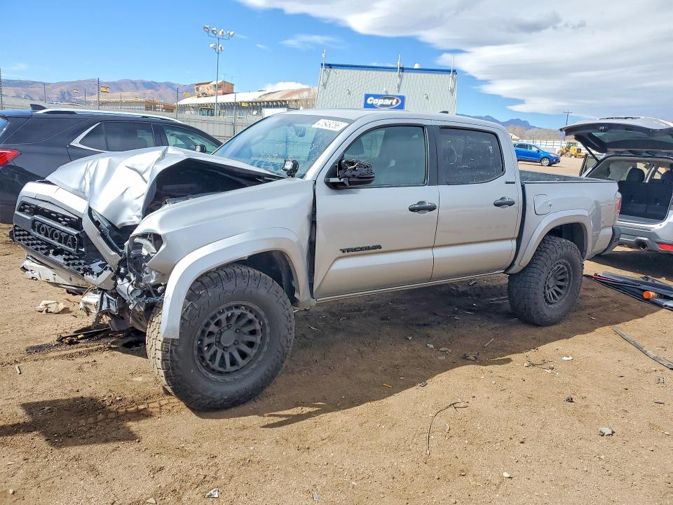 41649256 :رقم المزاد ، 3TMGZ5AN4HM071609 vin ، 2017 Toyota Tacoma مزاد بيع