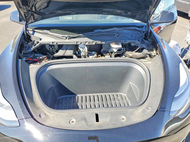 79248135 :رقم المزاد ، 5YJYGDEE4MF281916 vin ، 2021 Tesla Model Y مزاد بيع