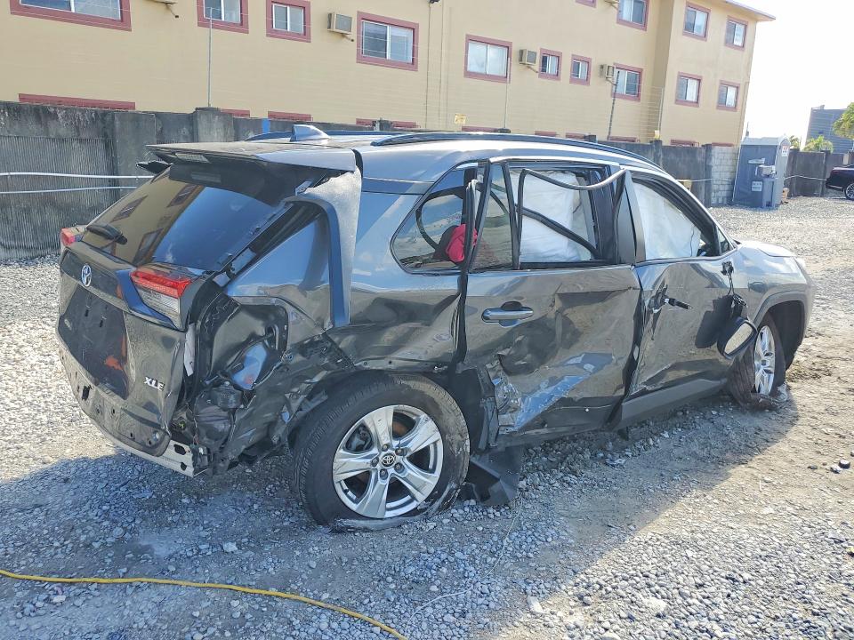 Продажа на аукционе авто 2021 Toyota Rav4, vin: 2T3W1RFV2MC158776, номер лота: 48277516