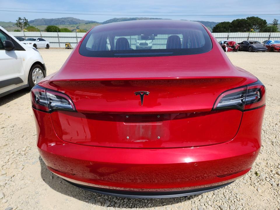 Продажа на аукционе авто 2018 Tesla Model 3, vin: 5YJ3E1EA3JF014533, номер лота: 47779946
