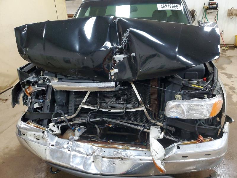 46212666 :رقم المزاد ، 2GTEK19T521124775 vin ، 2002 Gmc New Sierra مزاد بيع