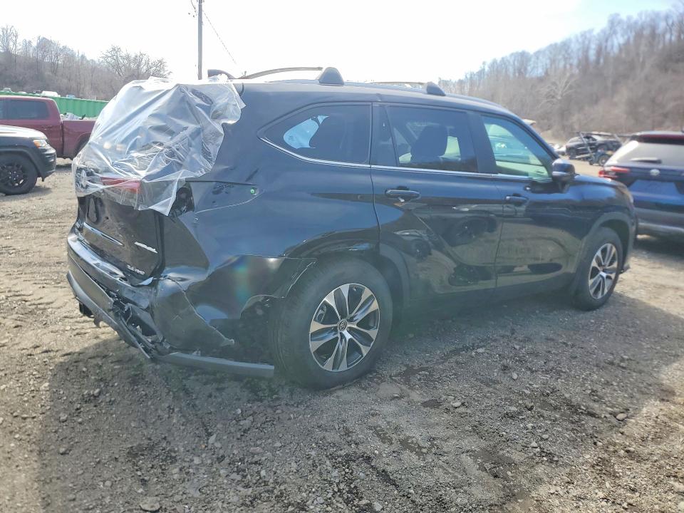 47928606 :رقم المزاد ، 5TDKDRBH0RS571731 vin ، 2024 Toyota Highlander مزاد بيع