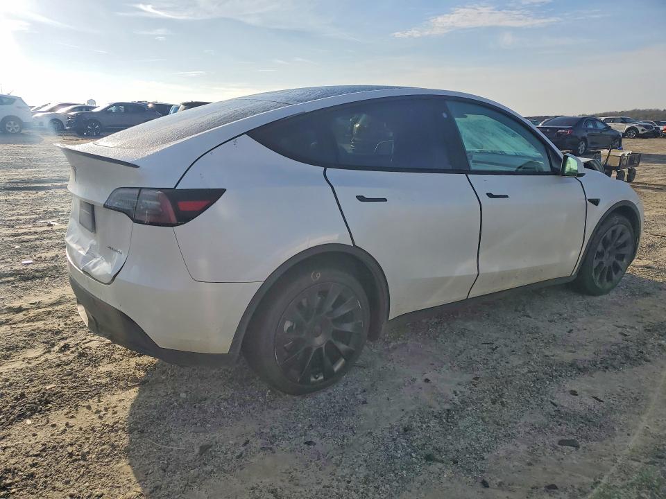 Продажа на аукционе авто 2023 Tesla Model Y, vin: 7SAYGDEE9PA047940, номер лота: 45662046