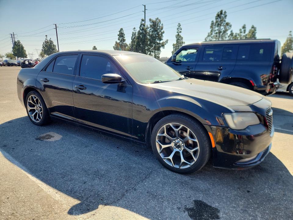 Продаж на аукціоні авто 2015 Chrysler 300, vin: 2C3CCABG8FH736018, номер лоту: 47117806
