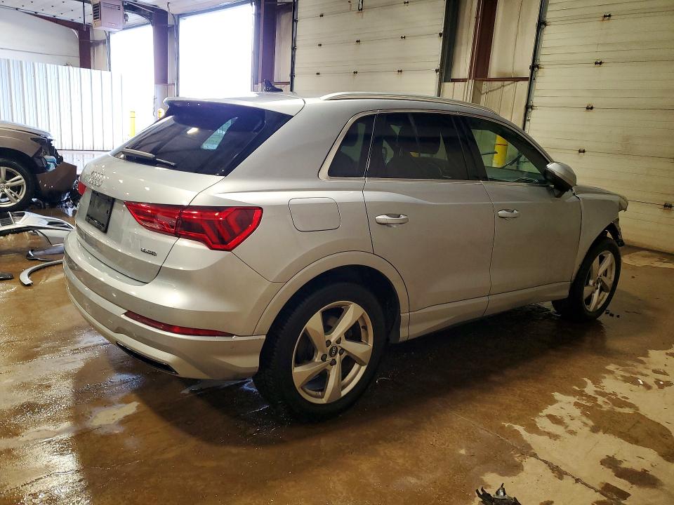 Продаж на аукціоні авто 2021 Audi Q3, vin: WA1AUCF3XM1131944, номер лоту: 45678816