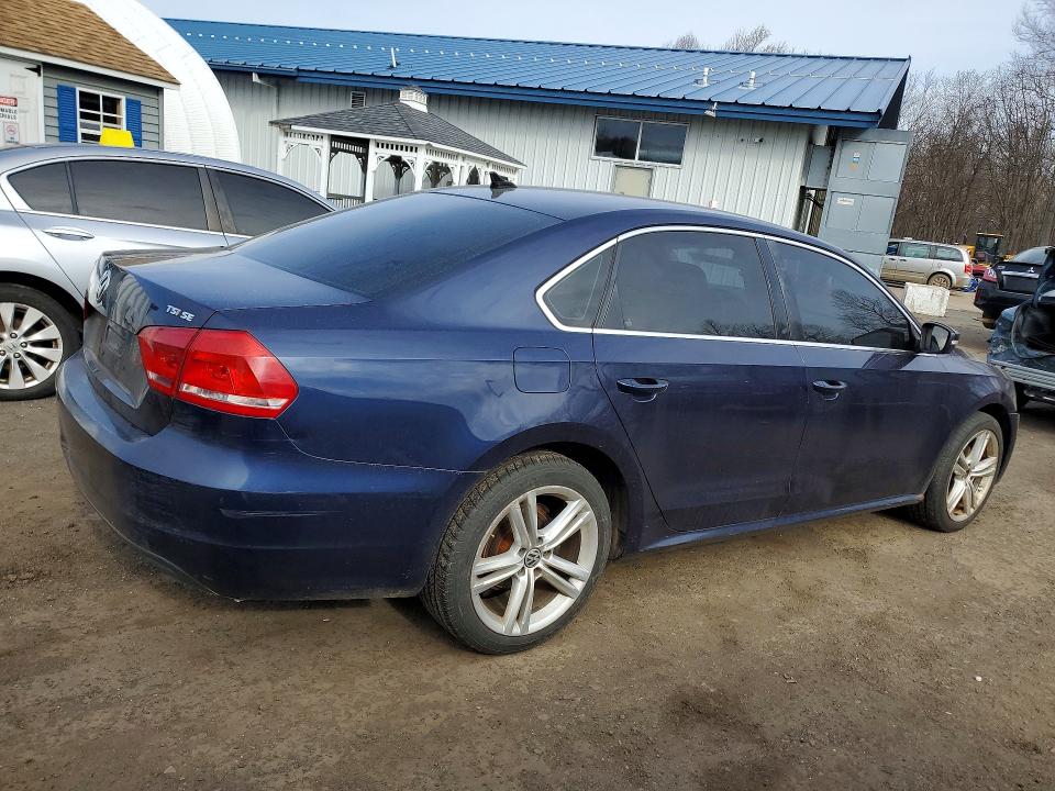 2014 Volkswagen Passat მანქანა იყიდება აუქციონზე, vin: 1VWBT7A38EC097470, აუქციონის ნომერი: 47122326