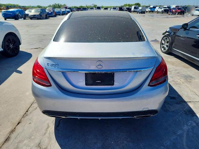 47261916 :رقم المزاد ، 55SWF4JBXHU213310 vin ، 2017 Mercedes-benz C مزاد بيع