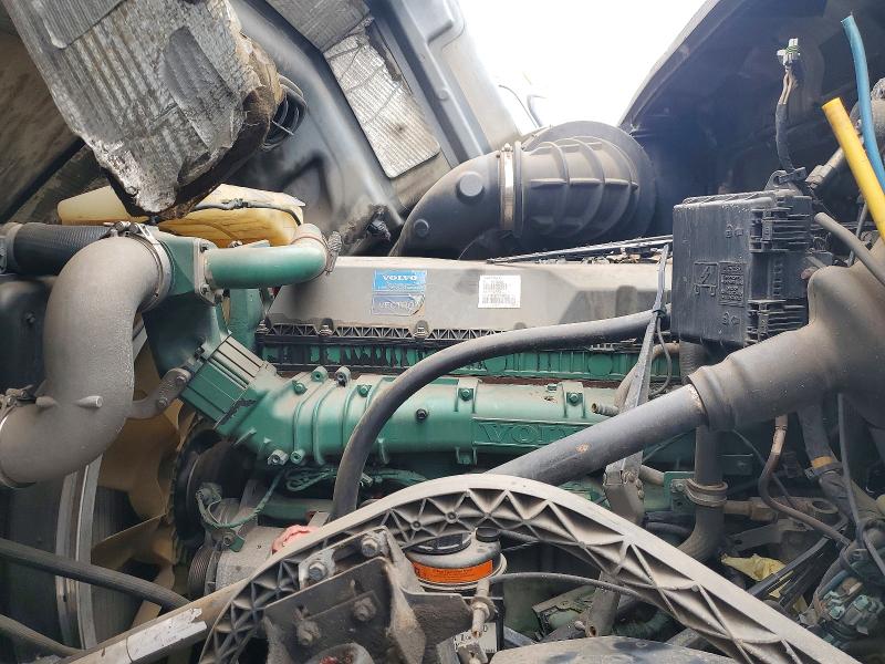 46698946 :رقم المزاد ، 4V4NC9EJ7GN974546 vin ، 2016 Volvo Vn مزاد بيع
