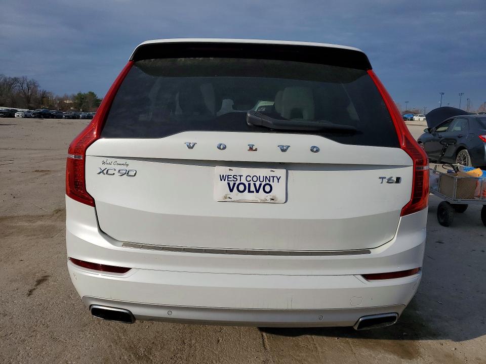 2020 Volvo Xc90 მანქანა იყიდება აუქციონზე, vin: YV4A221KXL1552434, აუქციონის ნომერი: 46471846