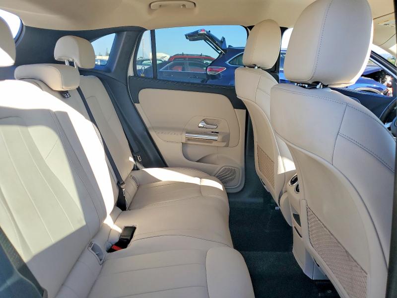 Продаж на аукціоні авто 2022 Mercedes-benz Gla, vin: W1N4N4GB1NJ347560, номер лоту: 46902746