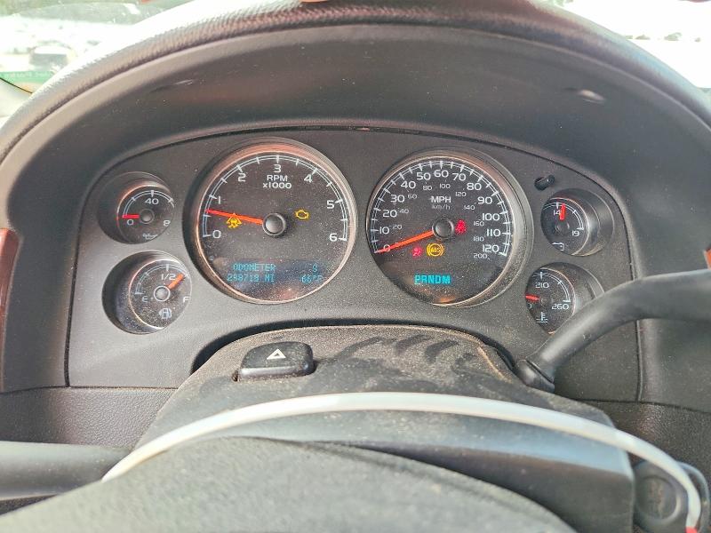 Продаж на аукціоні авто 2011 Chevrolet Suburban, vin: 1GNSCHE07BR120844, номер лоту: 79741895