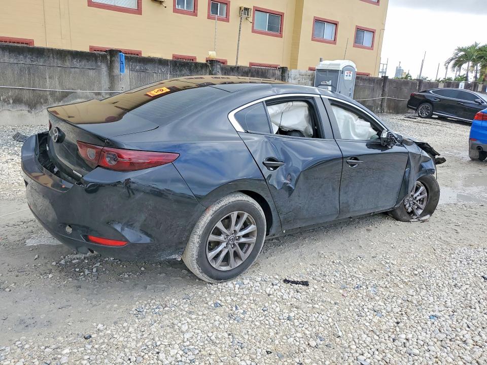 Продаж на аукціоні авто 2021 Mazda 3, vin: JM1BPAA73M1339339, номер лоту: 47643956
