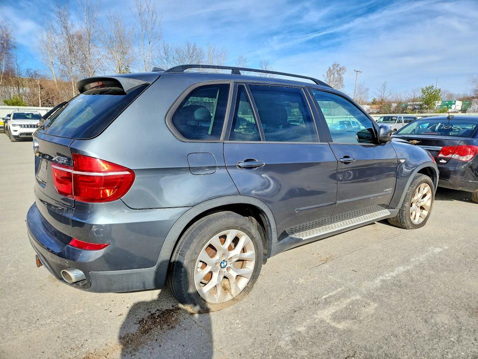 2011 Bmw X5 მანქანა იყიდება აუქციონზე, vin: 5UXZV4C55BL406279, აუქციონის ნომერი: 47809826