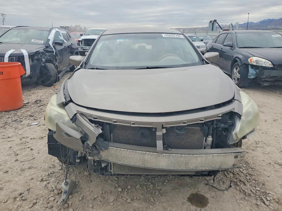 45832706 :رقم المزاد ، 1N4AL3AP8FN322315 vin ، 2015 Nissan Altima مزاد بيع