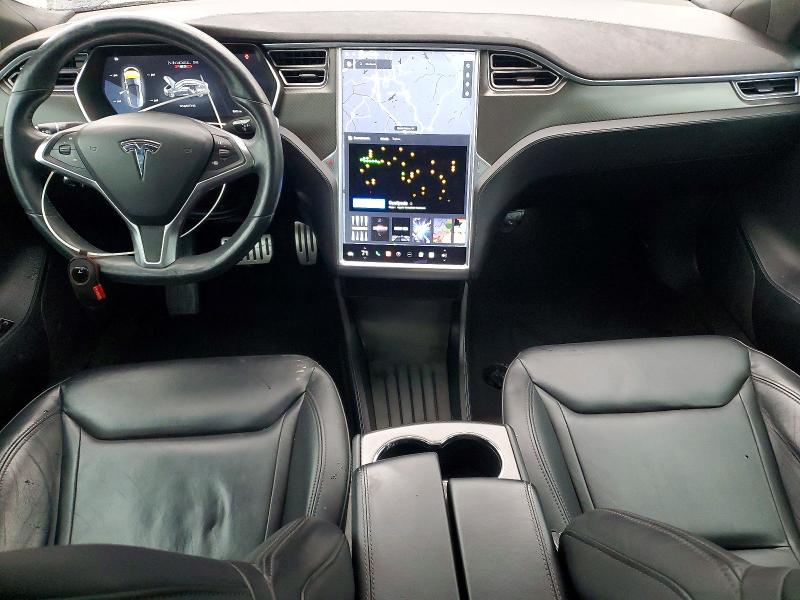 79807595 :رقم المزاد ، 5YJSA1H27FFP79165 vin ، 2015 Tesla Model S مزاد بيع