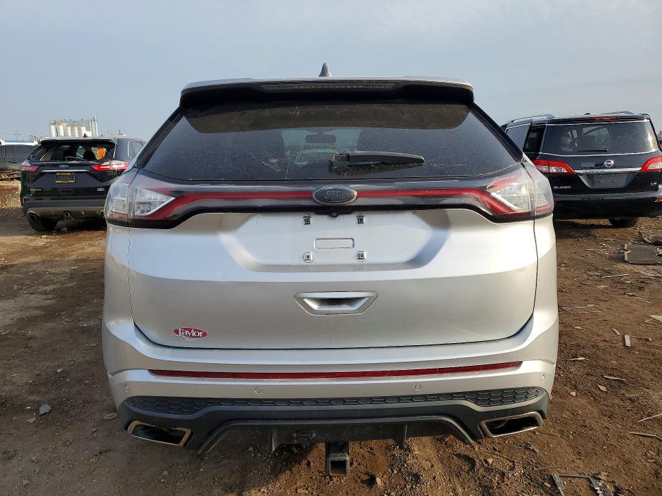 46543586 :رقم المزاد ، 2FMPK4AP8HBC56324 vin ، 2017 Ford Edge مزاد بيع