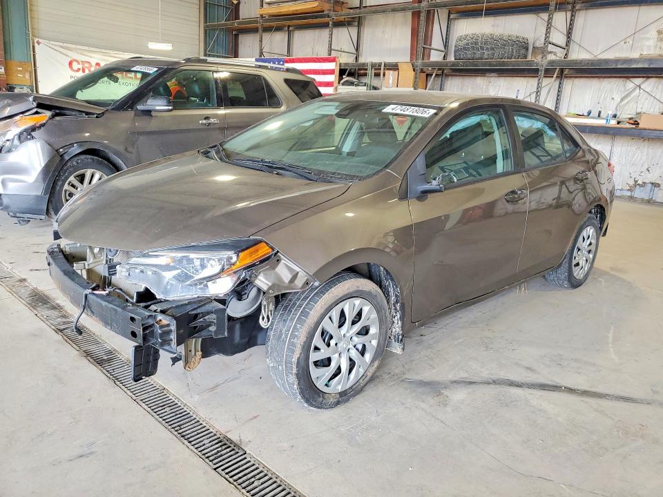 47481806 :رقم المزاد ، 5YFBURHE3JP778480 vin ، 2018 Toyota Corolla مزاد بيع