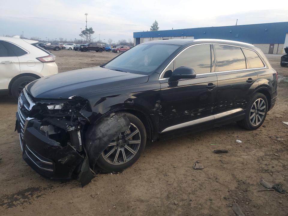 47557346 :رقم المزاد ، WA1VAAF75HD025827 vin ، 2017 Audi Q7 مزاد بيع