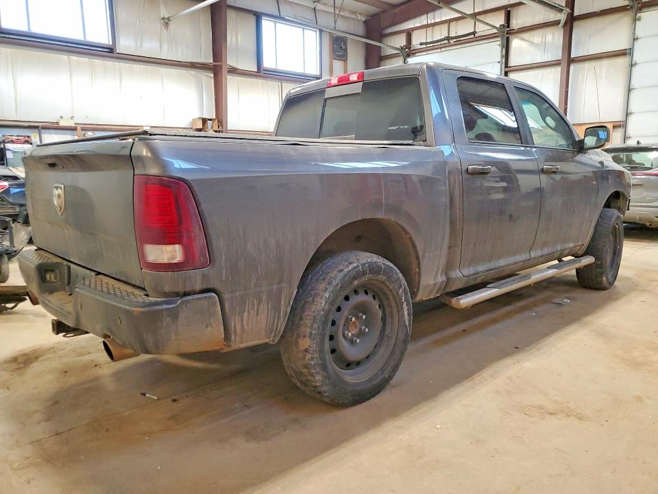41926836 :رقم المزاد ، 1C6RR7MT8GS117194 vin ، 2016 Ram 1500 مزاد بيع