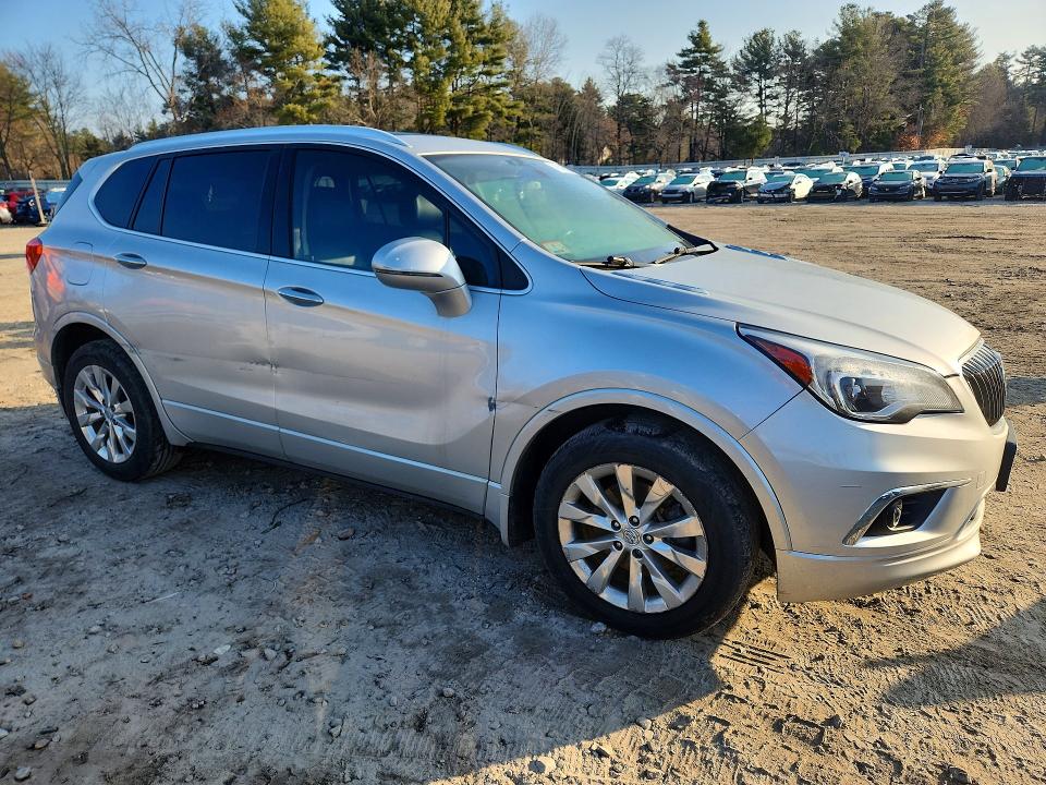 46542006 :رقم المزاد ، LRBFX2SA8JD027723 vin ، 2018 Buick Envision مزاد بيع