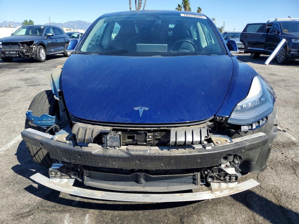 78379605 :رقم المزاد ، 5YJ3E1EA8KF340216 vin ، 2019 Tesla Model 3 مزاد بيع