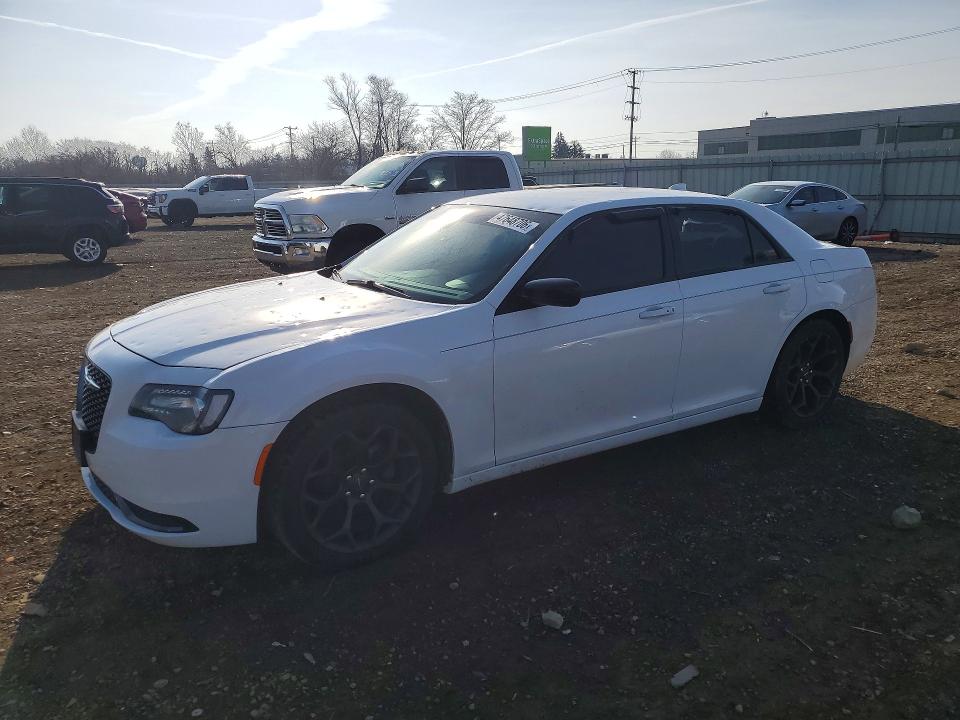 2020 Chrysler 300 მანქანა იყიდება აუქციონზე, vin: 2C3CCAAG6LH128205, აუქციონის ნომერი: 47648706
