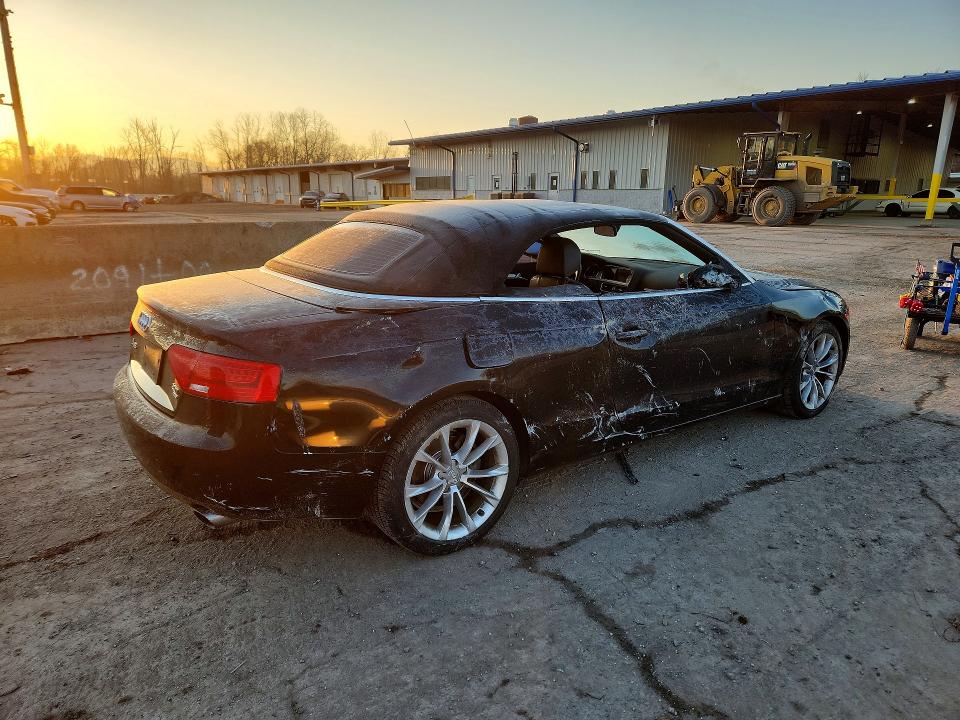 Продажа на аукционе авто 2014 Audi A5, vin: WAUCFAFH7EN009056, номер лота: 46670406