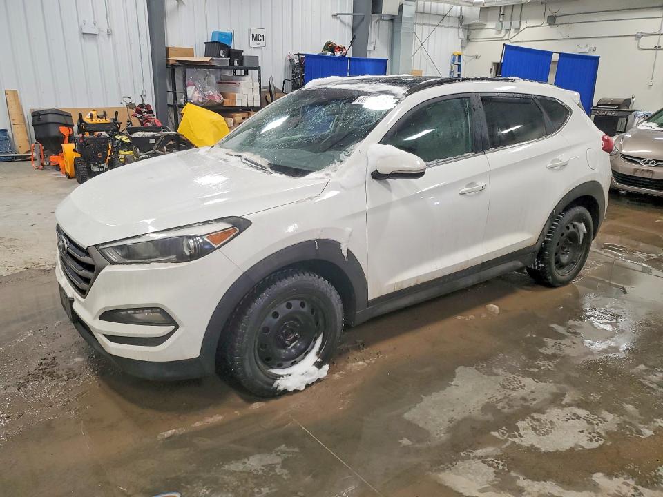 2016 Hyundai Tucson მანქანა იყიდება აუქციონზე, vin: KM8J3CA48GU021806, აუქციონის ნომერი: 46675136