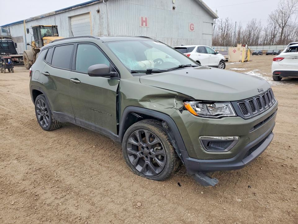46051916 :رقم المزاد ، 3C4NJDEB8MT537549 vin ، 2021 Jeep Compass مزاد بيع