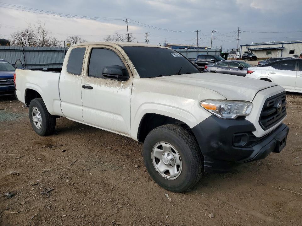 48051626 :رقم المزاد ، 5TFRX5GN2JX121428 vin ، 2018 Toyota Tacoma مزاد بيع