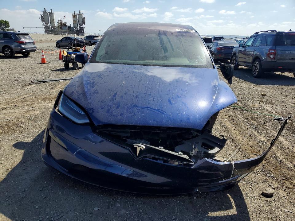 2023 Tesla Model X მანქანა იყიდება აუქციონზე, vin: 7SAXCAE52PF384474, აუქციონის ნომერი: 42005526