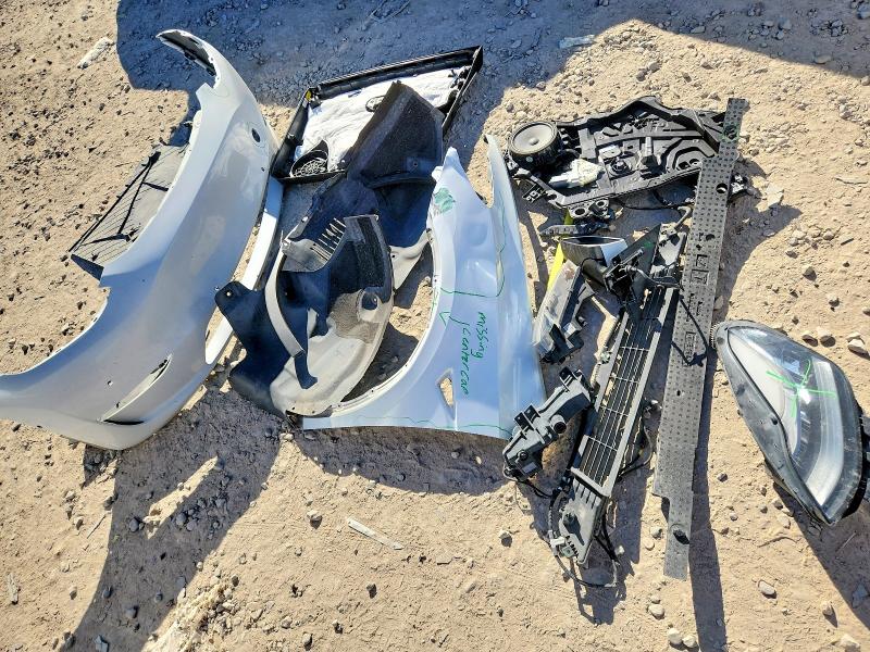2020 Tesla Model Y მანქანა იყიდება აუქციონზე, vin: 5YJYGDEE5LF059027, აუქციონის ნომერი: 46207016