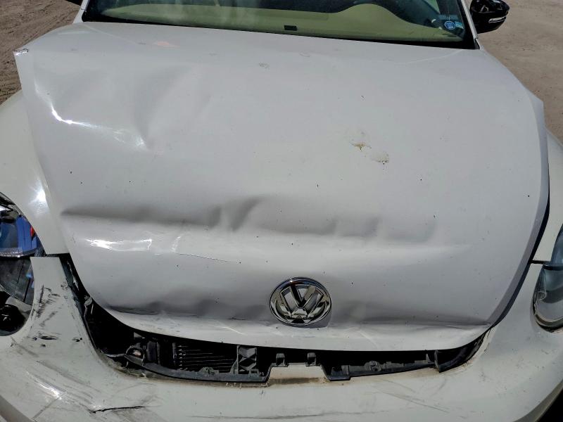 2014 Volkswagen Beetle მანქანა იყიდება აუქციონზე, vin: 3VW5X7ATXEM800356, აუქციონის ნომერი: 45664976