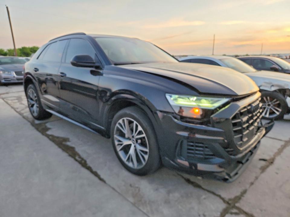 48258536 :رقم المزاد ، WA1AVAF19MD031106 vin ، 2021 Audi Q8 مزاد بيع