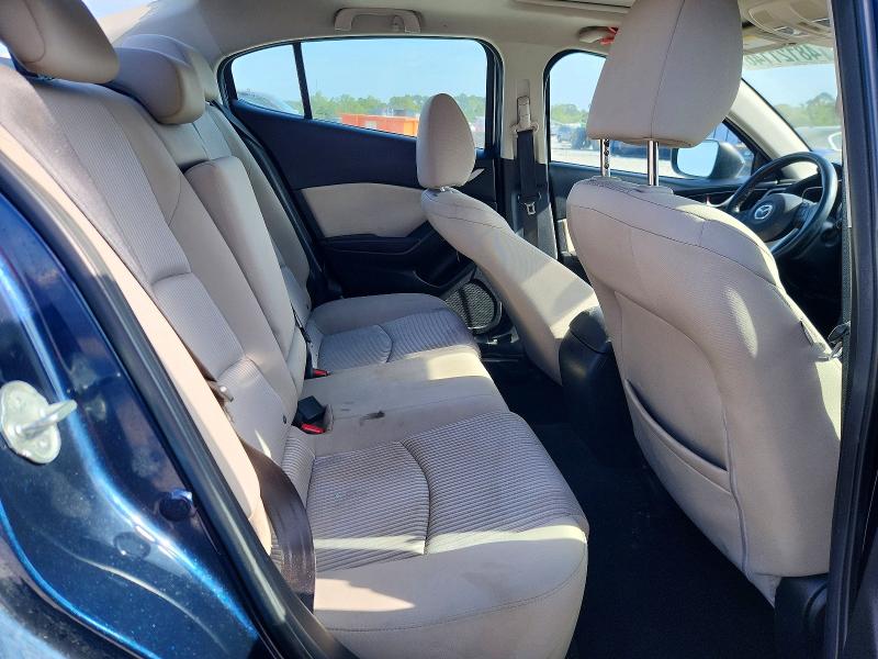 48121146 :رقم المزاد ، 3MZBM1V78FM234642 vin ، 2015 Mazda 3 مزاد بيع