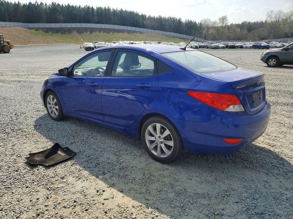 46551816 :رقم المزاد ، KMHCU4AEXDU461770 vin ، 2013 Hyundai Accent مزاد بيع