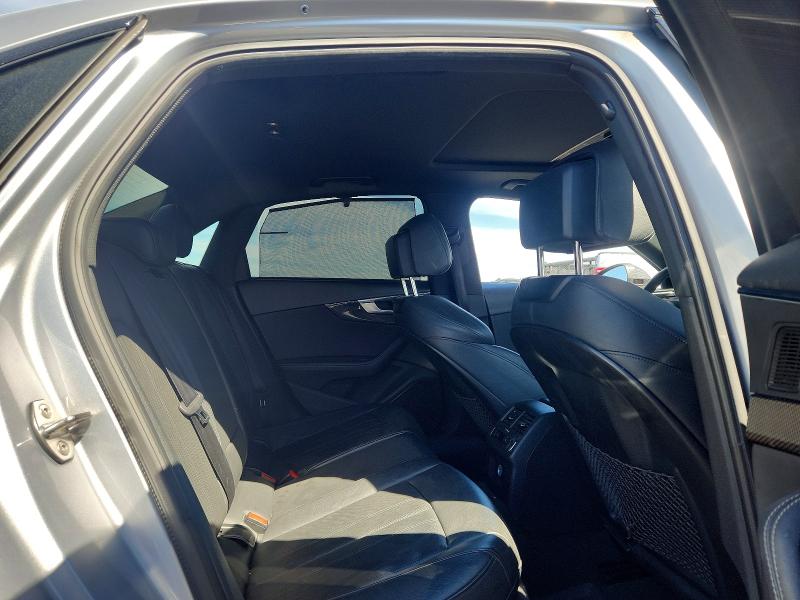 Продаж на аукціоні авто 2018 Audi S4, vin: WAUB4AF44JA113455, номер лоту: 46860896