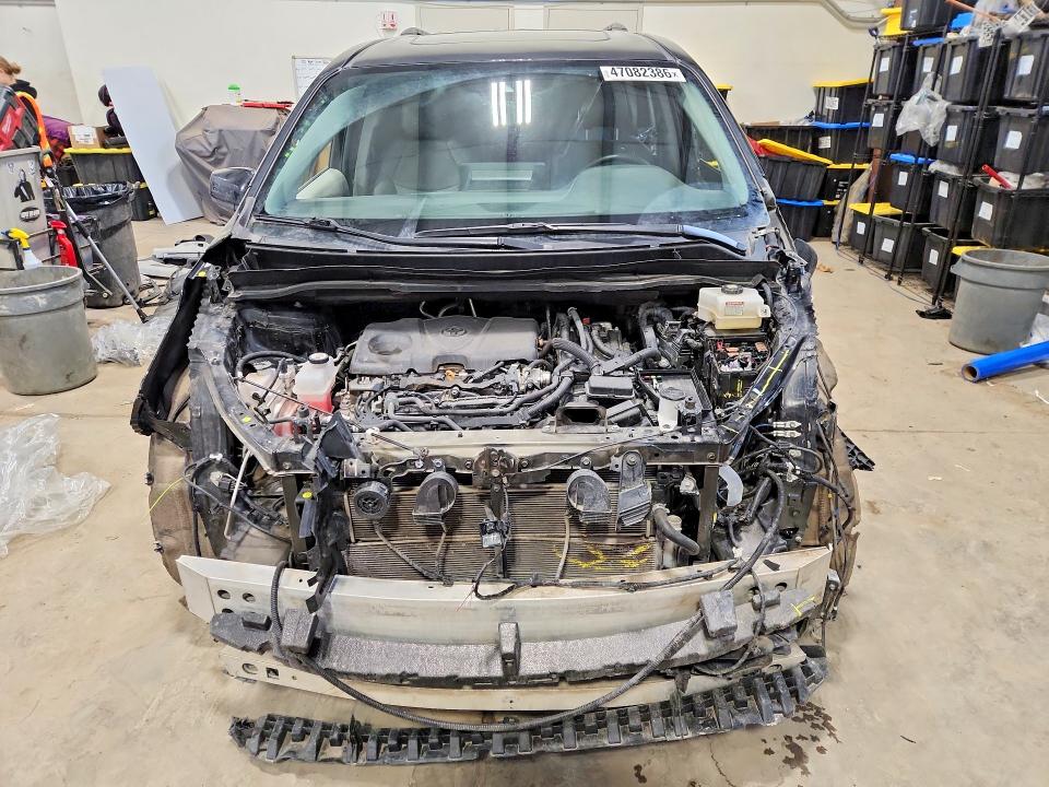 Продаж на аукціоні авто 2024 Toyota Sienna, vin: 5TDGRKEC5RS213278, номер лоту: 47082386