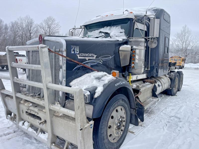 Продажа на аукционе авто 2017 Kenworth Construction, vin: 1XKWD40X3HJ984841, номер лота: 97418455