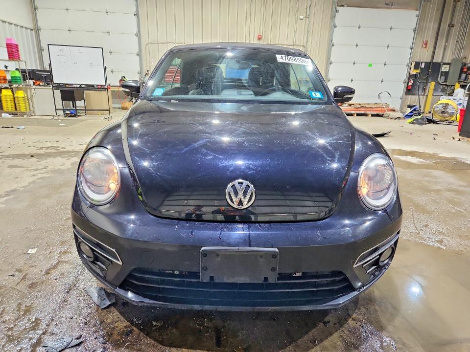 47098506 :رقم المزاد ، 3VW8T7AT3EM804662 vin ، 2014 Volkswagen Beetle مزاد بيع